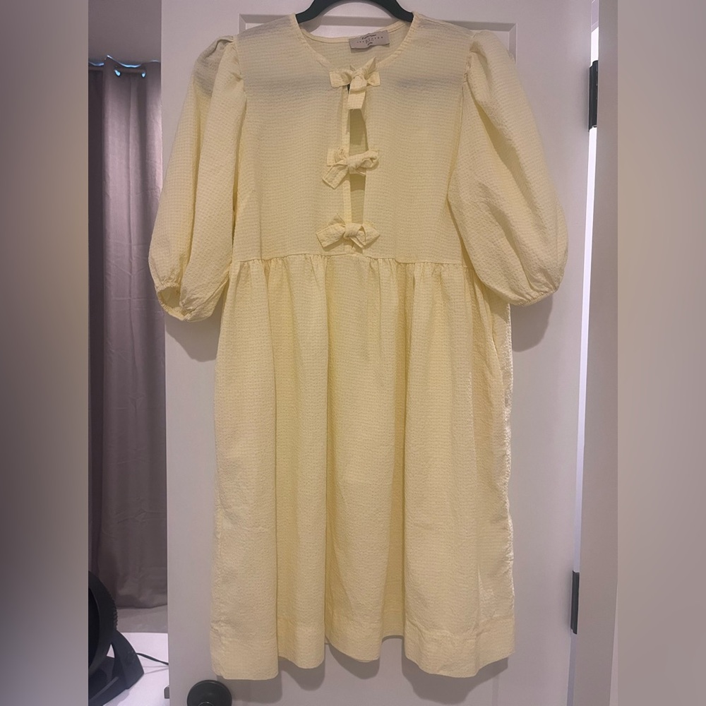 Charming Yellow Dress with pockets